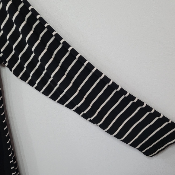 Love & Legend Black and White Striped Drop Shoulder Sequin Detail Top 3x - Picture 6 of 9